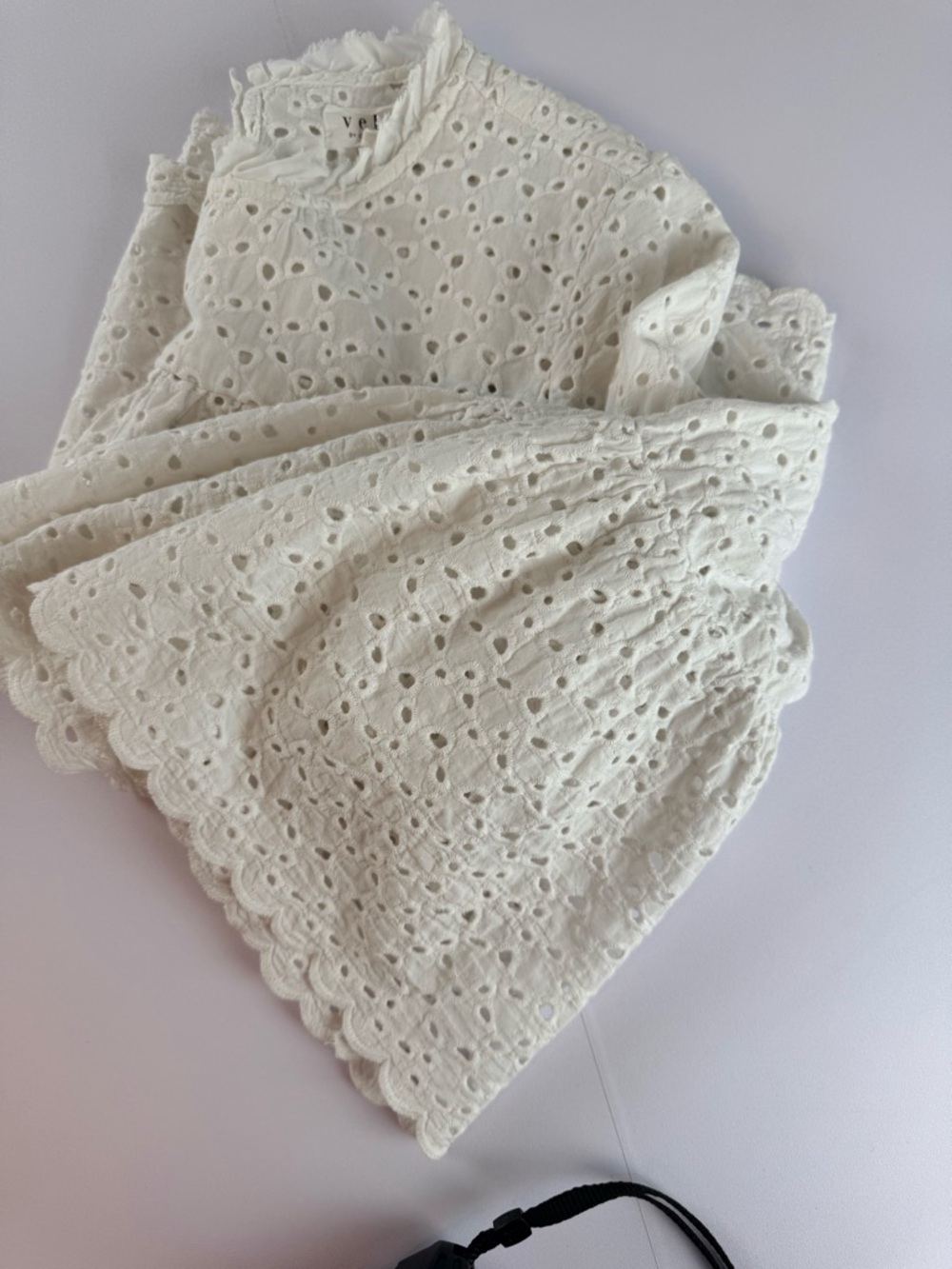 Velvet by Graham & Spencer White Eyelet Blouse Boho Ruffle Neck cottagecore - Picture 5 of 10